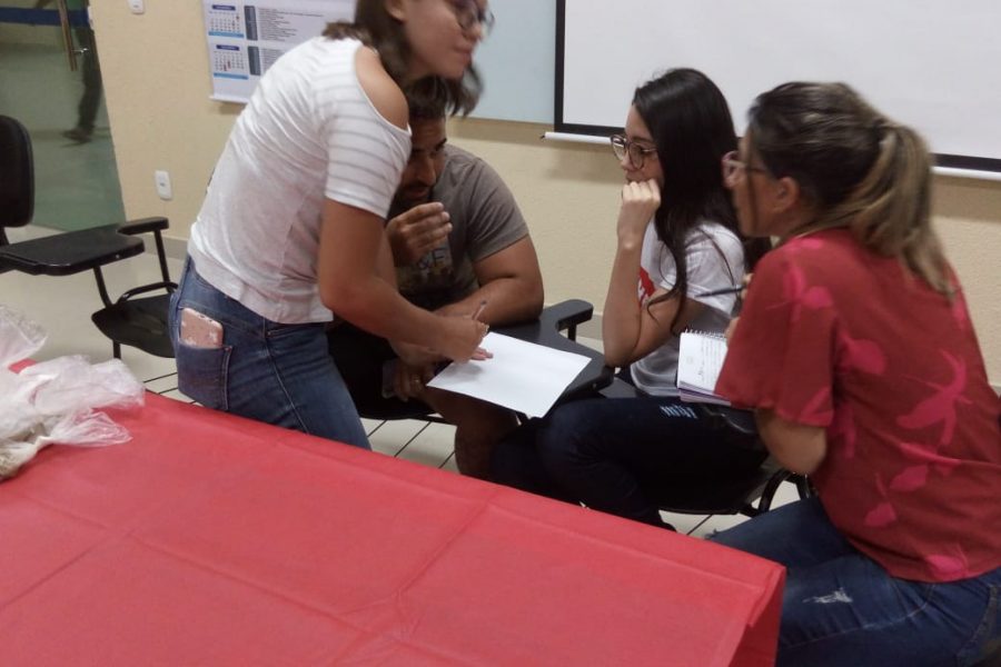 Alunos do Curso de Nutrição - FNTI, realizam juri simulado