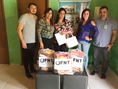 Responsabilidade social: FNTI entrega alimentos não perecíveis para instituição de caridade